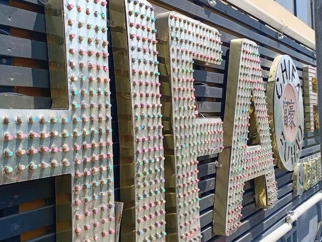 Instalación de Luces Led en Chifa
